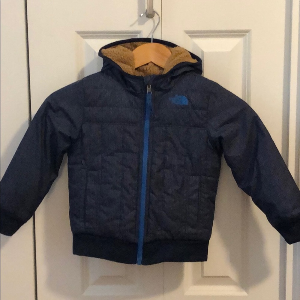 Size 4T The North Face boys Autumn/winter jacket